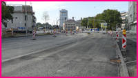 11.10.16 - Der fehlende Rest der Asphaltschicht wurde heute eingebaut.