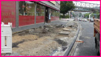 20.09.16 - Nun wird auch hier der Brgersteig rckgebaut.