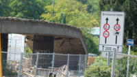 04.04.14 -  Stck fr Stck verschwindet die Rampe.