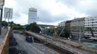12.08.14 - 10:00 Die alten Leitplanken werden entfernt