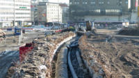 28.02.15 - Die alten Versorgungsleitungen sind nun freigelegt.