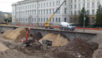 26.03.15 - Ein weitere Teil der Mauerkrone wurden heute gegossen.
