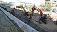 14.04.15 - Die Bahnhofstrae verschwindet Stck ft Stck.