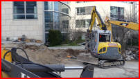27.01.17 - Der Brgersteig wurde hier komplett beseitigt.