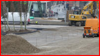 06.03.17 - Der Schotter am Sdteil mu noch eingebaut werden.
