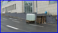 28.06.17 - Die Mauer ist fertig.