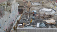 19.03.15 - Der Bereich zwischen den beiden Gebuden wird mit Beton aufgefllt