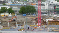 24.09.15 - Die Decke der Mall wird nun geschlossen.