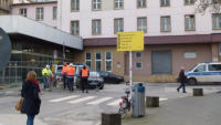 19.01.15 - Sperrung der Bahnhofshalle. 