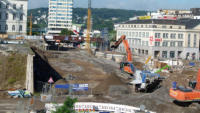02.09.15 - Die ersten Teile der betonfahrbahn sind nun fertig ausgebaut.