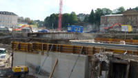 05.10.15 - Blick zum Bauplatz des Investors. Zur Zeit wird die alte Fahrbahndecke alten Strae Dppersberg entfernt.