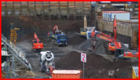 25.01.16 - Die ersten Fundamente fr die Sttzen werden gegossen.