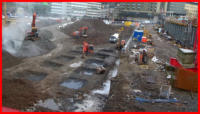 25.01.16 - Die ersten Fundamente fr die Sttzen werden gegossen.