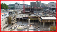 27.07.16 - Weiter Verschalungen wurden aufgebaut. 