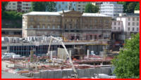16.06.16 - Am Parkhaus wurde ein weiters Decken-Teilstck gegossen. Blick vom parkdeck d der City-Arkaden.