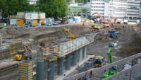 28.08.15 -  Die verschalung wird nun aufgebaut.