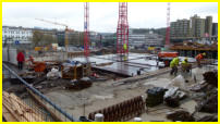 22.04.16 - Weitere Deckenteile werden Betoniert.