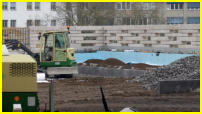 11.04.2018 - Dieser Bereich wird noch komplett in der Hhe aufgefllt.