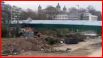 01.12.16 - Die Rodungen sind nun auf der Ostseite der Brcke angelangt