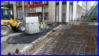 01.03.17 - An der Brcke wird nun der Anschlu fr das Pflastern vorbereitet.