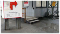 29.03.2018 - Ein neue Treppe wurde wieder angebaut.