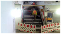 23.02.17 - Die erste Rheihe am oberen Treppenteil ist inzwischen auch eingebaut.