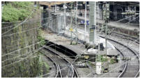 03.05.17 - Die Arbeiten am Gleis 5 haben begonnen. Blick von der Dessauerbrücke.