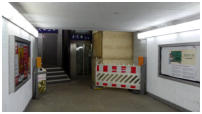 07.09.17 - Personnentunnel blick zur gesperrten Treppe.