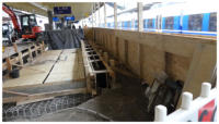 15.11.16 - Die sergibt die neue Abschlußkante auf der neuen Bahnsteighöhe.