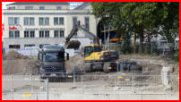 31.07.2018 - Das Erdreich wird jetzt abgefahren.