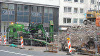 12.12.16 - Der Kampfmittelrumdienst ist da. Gebohrt werden sollte an der Schlobleiche.