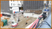 06.06.17 - Die Fundamente am Nachbarhaus sind fertig gegossen.