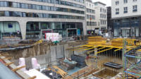 25.07.17 - Weitere Wnde am Wall wurden aufgestellt.Auch die Arbeiten an der Zwischendecke gehen weiter.