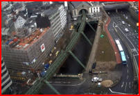 07.03.2018 - Die nchste Geschodecke wird eingeschalt.