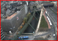 13.04.2018 -  Am Abend war bereite ein groteil der Decke geschlossen.