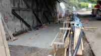 26.10.17 - An der Ostseite wurde die erste Betonschicht gegossen.