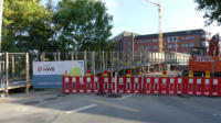 29.08.17 - Die prov. Brcke fr Fugnger ist inzwischen offen. Blick von der Brndstrmstrae - Ecke Reichsstrae