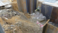 16.08.17 - Auch an der Sdseite sind die Treppenstufen ausgebaut.
