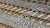 30.07.17 - Einige Gleise sind  zur Zeit nur mit Gleislaschen verbunden.