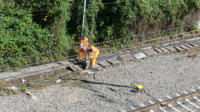 28.08.17 - Die Kabelkanle werden wieder abgedeckt. Damit endet hier die Dokomentation