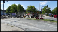 15.05.2020 - Die Fahrbahn wird rückgebaut.