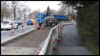 25.03.02021 - Wettiner Straße - Die fahrbahn wird noch saniert.