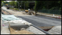 24.07.2020 - Der Fußweg wurde nun auch neu abgedichtet.