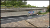 17.08.2020 - Der Streifen wird mit Asphalt versiegelt.