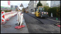 27.10.2020 - Die zweite Asphaltschicht wird eingebaut.