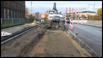 27.10.2020 - Die Straße wird nun ausgekoffert.