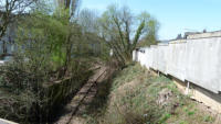 18.04.13 - Brcke Hildburgstrae. Blick in Richtung Brcke Hgelstrae