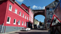 07.04.2013 - Viadukt Bartholomusstrae - gleich 3 Straenzge werden hiermit berwunden