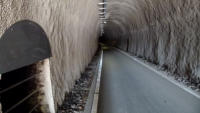 Blick zur Tunnelmitte.