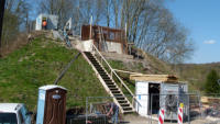 15.04.15 - An den Brckenwiederlager wird noch gearbeitet.